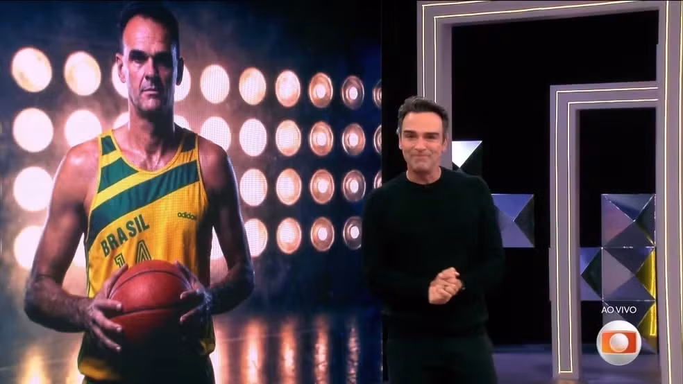 Tadeu Schmidt se emociona na abertura do BBB 26 com homenagem ao irmão