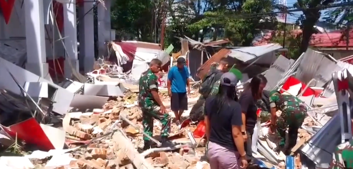 Terremoto de magnitude 7,6 deixa uma morte na Indonésia