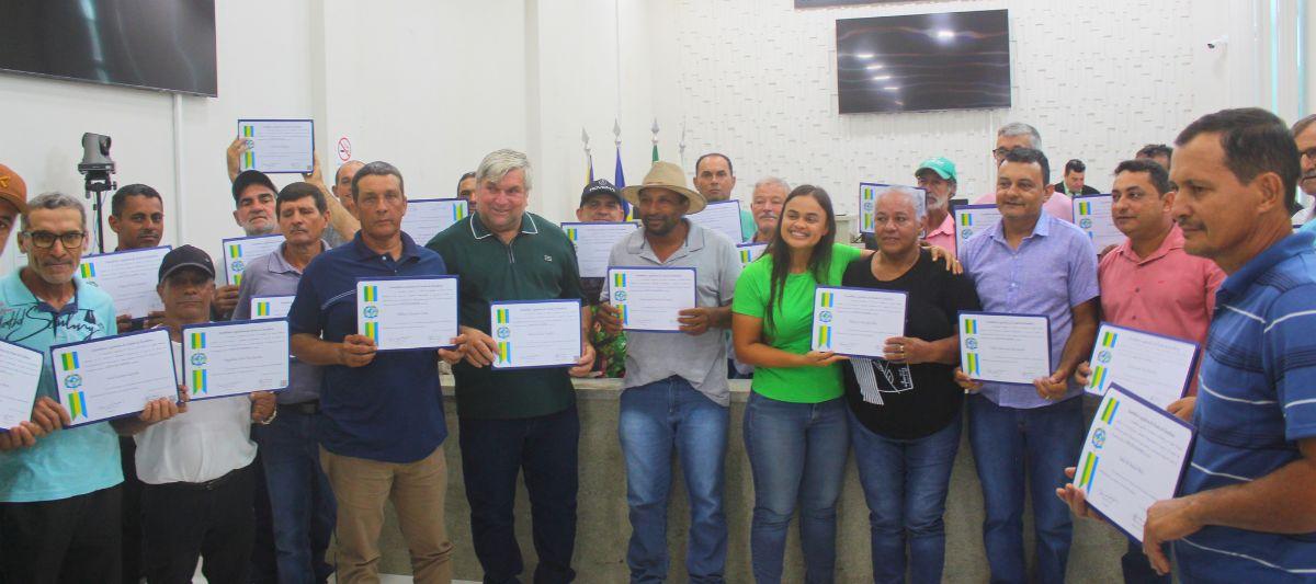 Alero homenageia produtores de cacau da Asprucaber, em Buritis