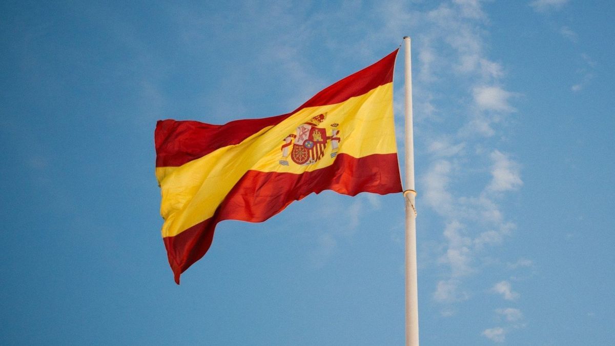Ataque a tiros deixa dois mortos e quatro feridos no sul da Espanha