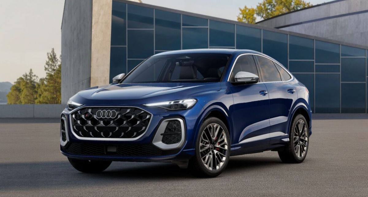 Audi SQ5 2026 ganha estacionamento por controle remoto