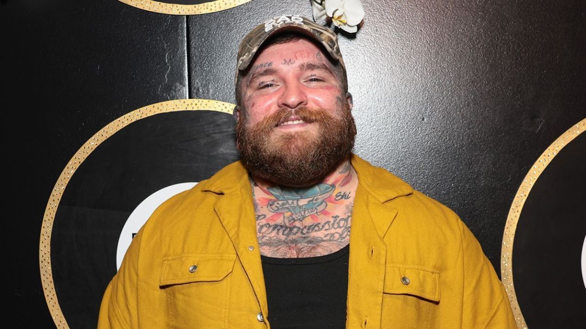 Cantor de “Lose Control” revela perrengue ao se ouvir no rádio pela 1ª vez