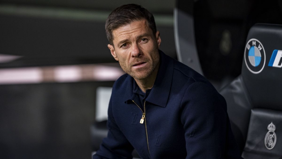 Chelsea anuncia Xabi Alonso como novo treinador