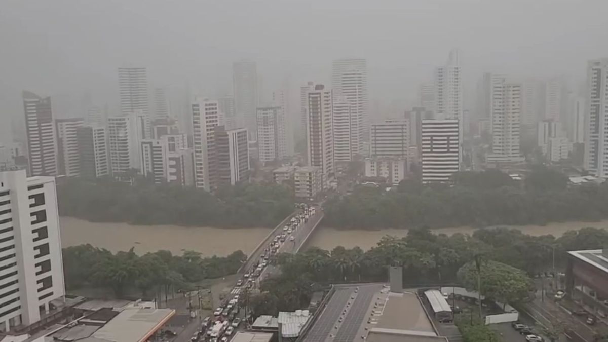 Chuvas e máxima de 28ºC: veja como fica o tempo em Recife nesta semana