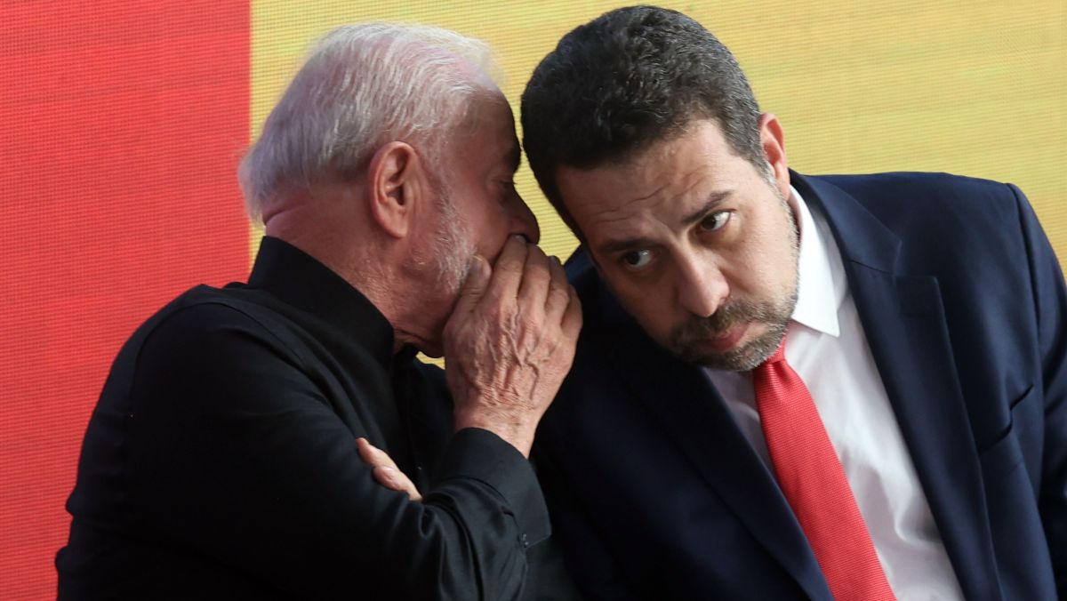 Comissão da 6×1 recebe Durigan e Boulos nesta semana