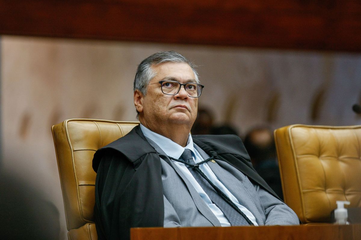 Dino: não há “ilegalidade” à concessão de habeas corpus de ofício à Deolane