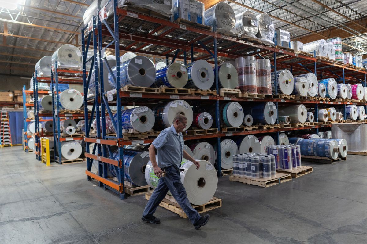 Em segunda leitura, PIB dos EUA é revisado para baixo a 1,6% no 1º tri