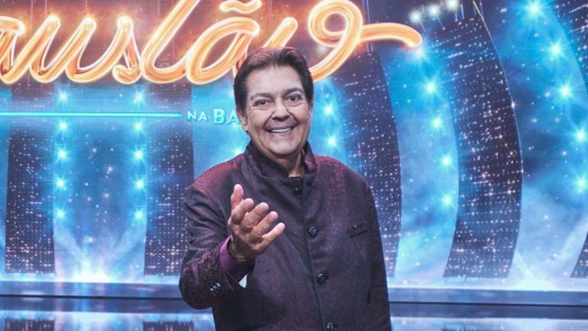 Equipe de Faustão atualiza estado do apresentador, que segue internado