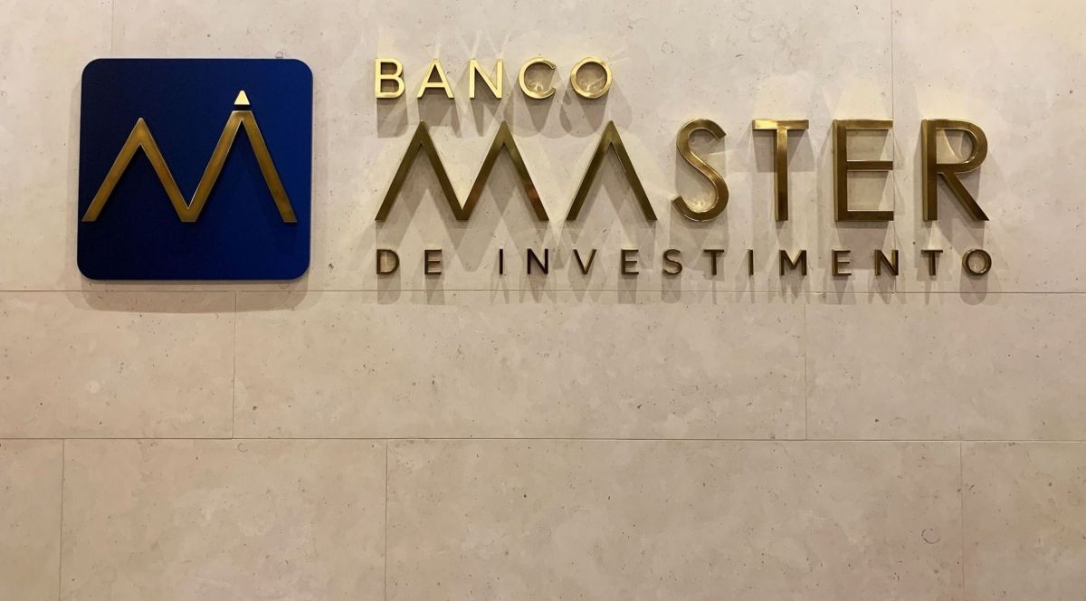 Esclarecimento: Banco Master não declarou pagamentos a Ratinho Jr