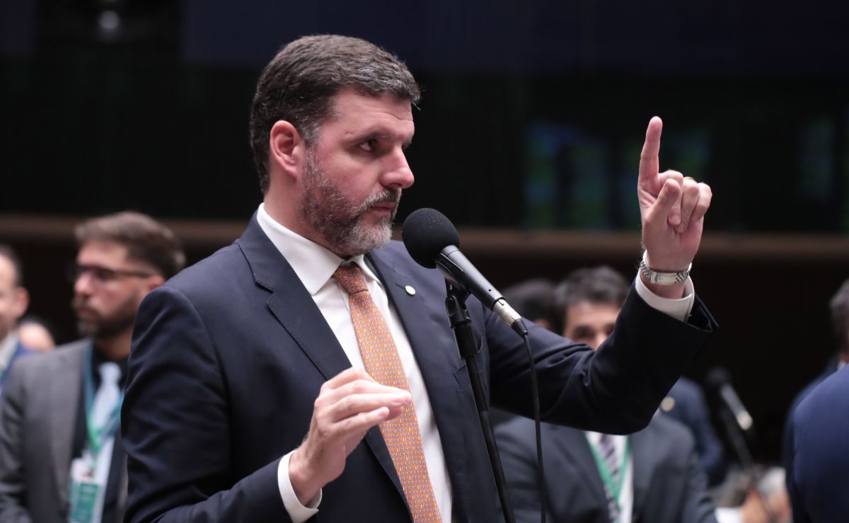 FPA vai ouvir presidenciáveis de direita após oficialização de candidaturas