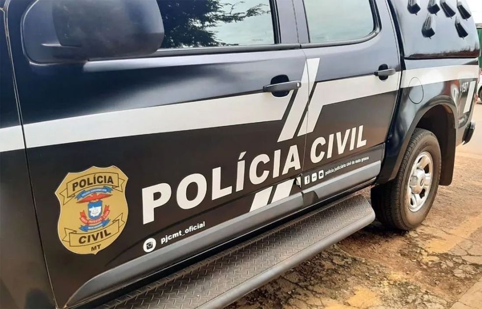 Homem mata a esposa, enterra no quintal de casa e confessa crime em MT