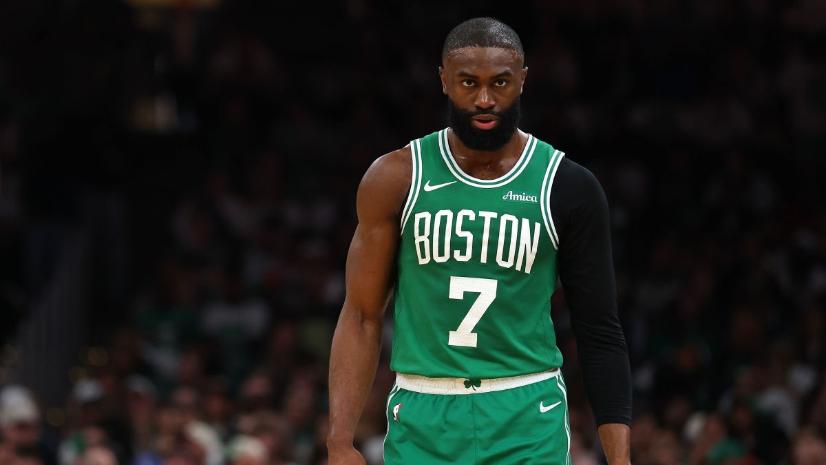 NBA multa astro do Boston Celtics por críticas à arbitragem após eliminação