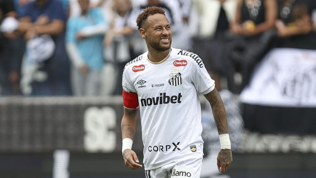 “Neymar seria ingênuo e burro de não aceitar banco”, afirma ex-Seleção