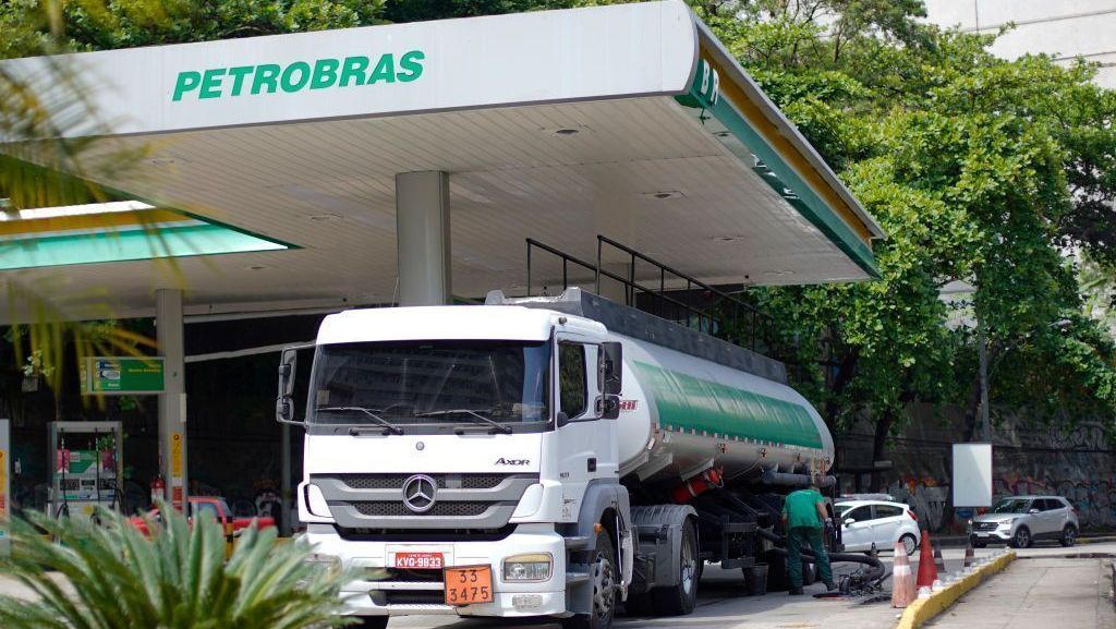 Petrobras aprova adesão à subvenção do governo para combustíveis