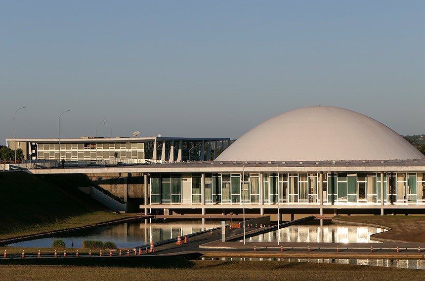 Planalto pregou “bola pra frente” a lideranças no Congresso após derrota