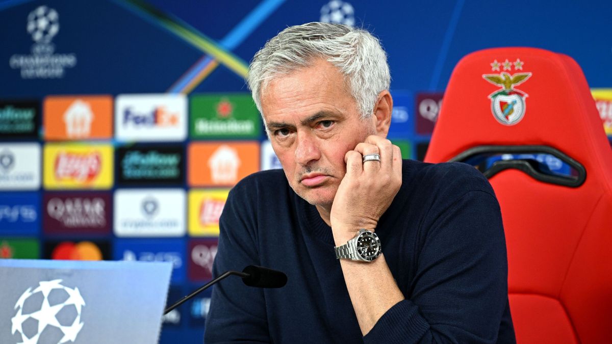 Real terá que pagar 7 milhões de euros para tirar Mourinho do Benfica