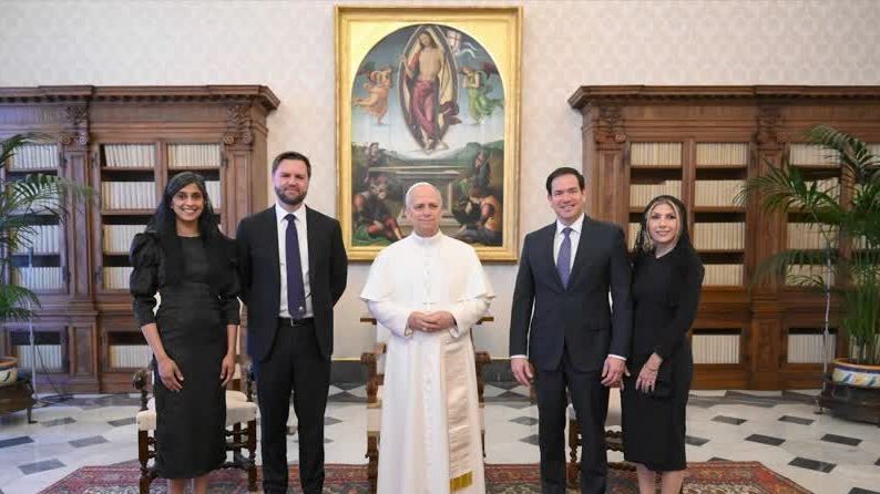 Rubio se reúne com papa Leão XIV enquanto Trump mantém ataques ao pontífice