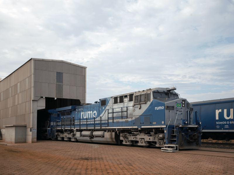 Rumo tem lucro líquido de R$ 266 milhões no 1º trimestre, alta de 41,1%
