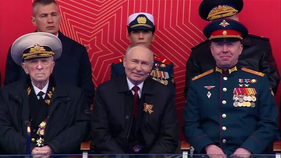 Rússia realiza desfile do Dia da Vitória em meio a cessar-fogo com Ucrânia