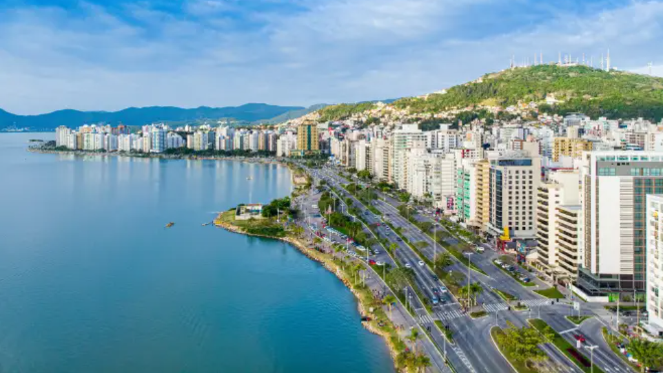 Semana em Florianópolis varia de chuva a calor e frio intenso