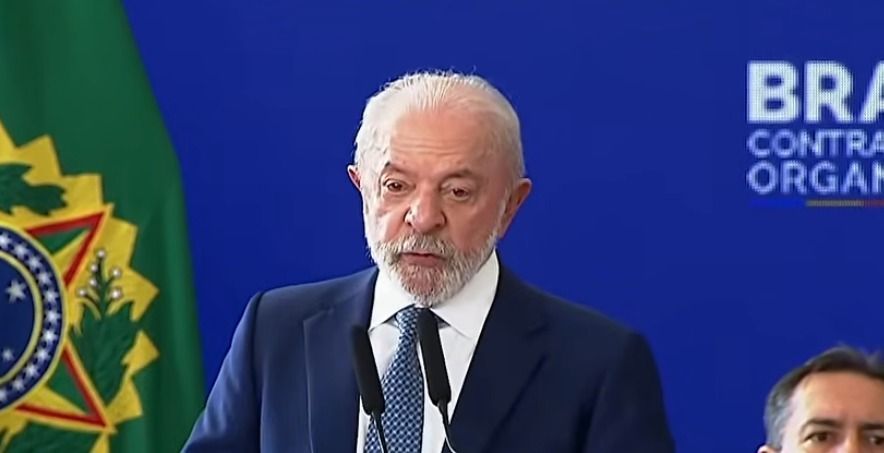 Waack: Vale tudo de Lula inclui blusinhas, crime e gasolina