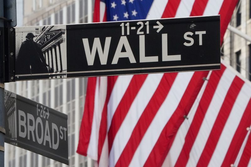 Wall Street opera em alta após o melhor mês em anos