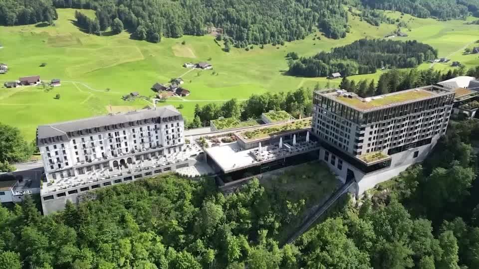 Conheça o resort onde vai ser assinado o acordo EUA-Irã