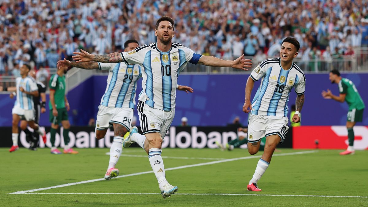 Messi iguala Klose como maior artilheiro das Copas do Mundo