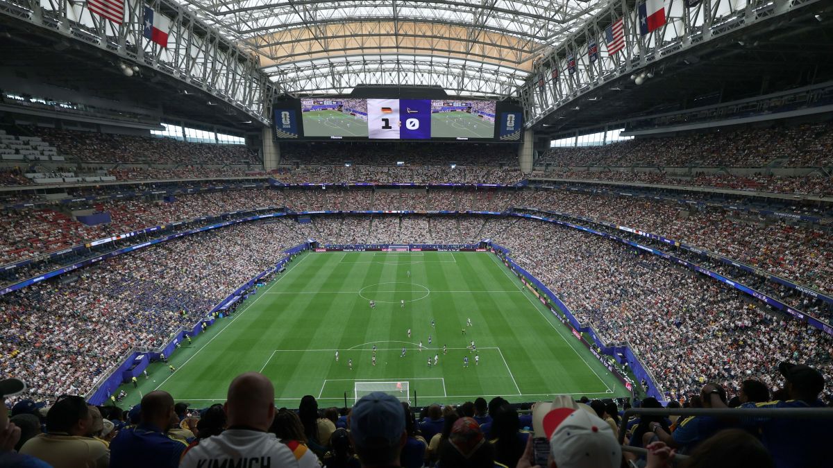 Portugal x RD Congo: por que a Fifa exige que teto de estádio fique fechado