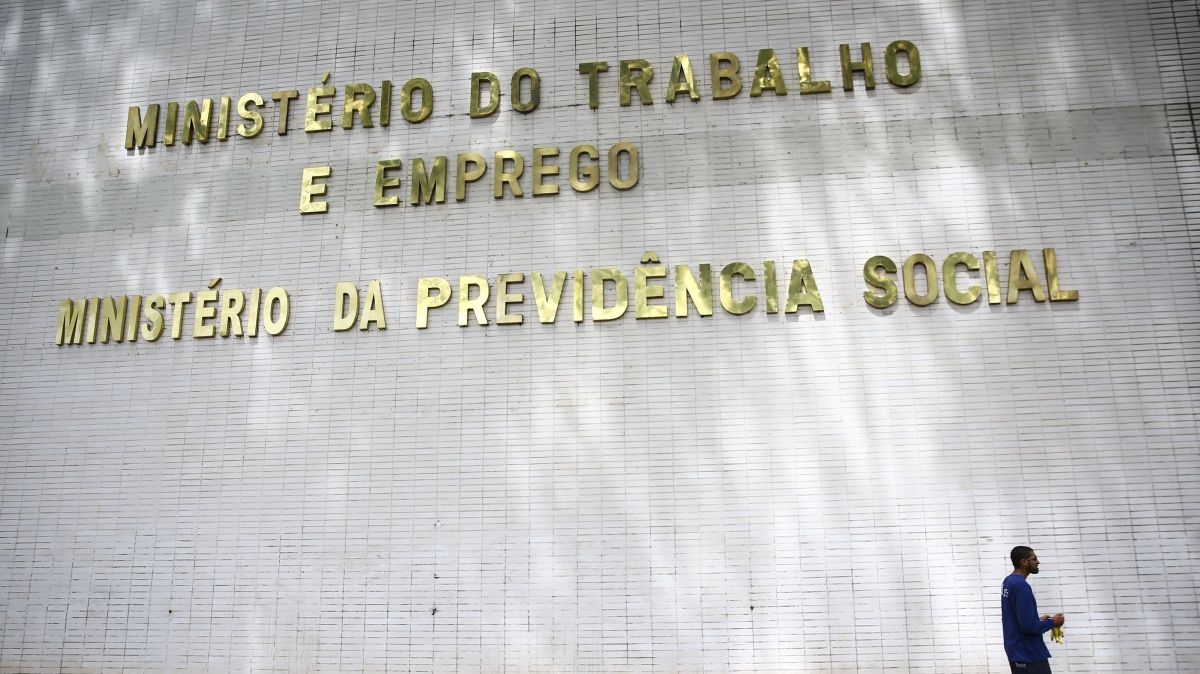 Previdência: PEC dos agentes de saúde teria impacto fiscal de R$ 27 bi