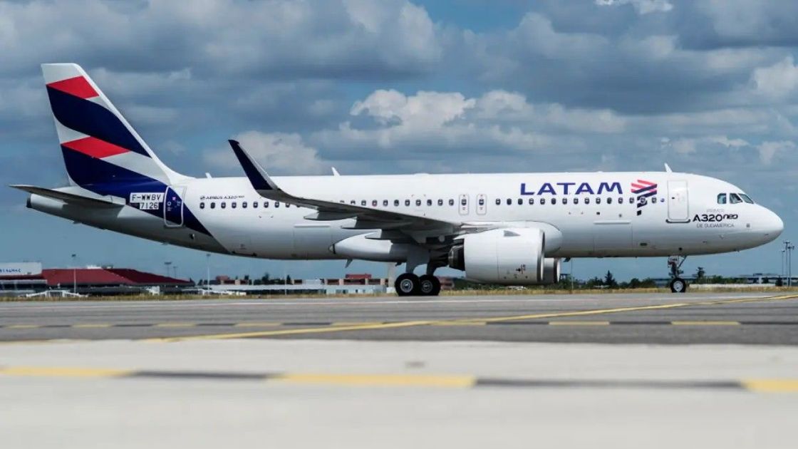Reforma tributária é “bomba atômica” para aviação, diz CEO da Latam