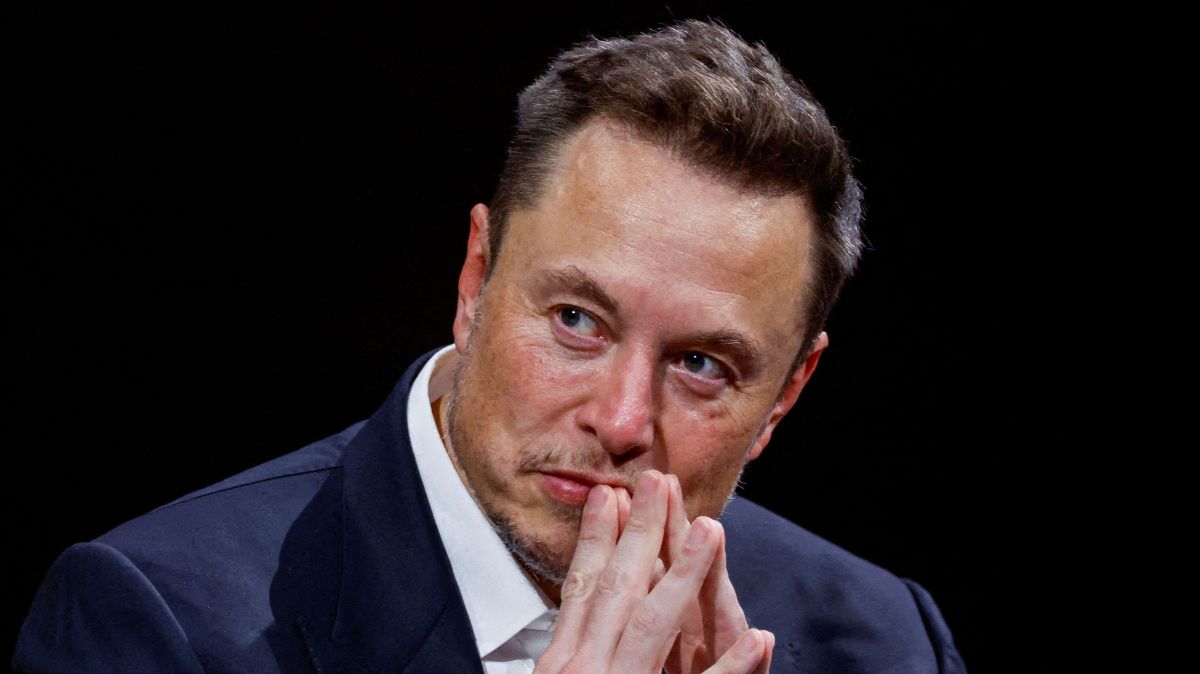 Relembre a trajetória de Elon Musk, o 1º trilionário da humanidade