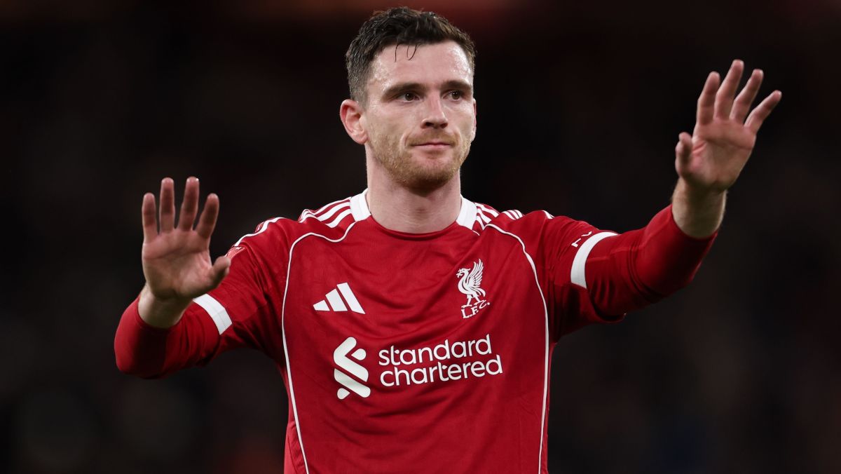 Tottenham anuncia contratação de Robertson após saída do Liverpool