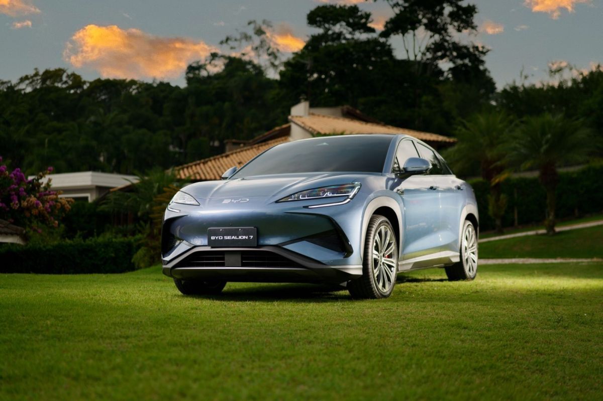 Três carros para comprar com valor do novo BYD Sealion 7