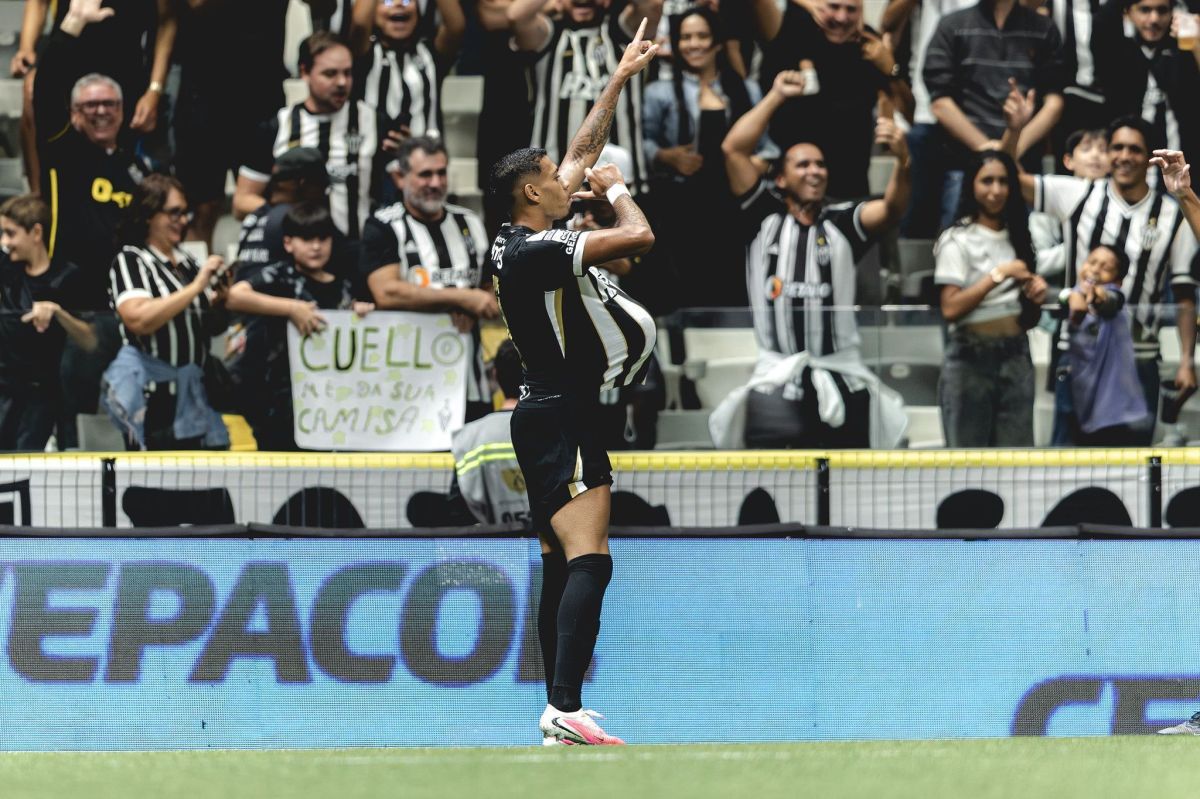 Atlético-MG e Bahia empatam em 1 a 1 no retorno ao Brasileirão