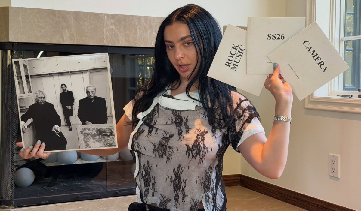 Charli XCX lança novo álbum “Music, Fashion, Film”; confira detalhes