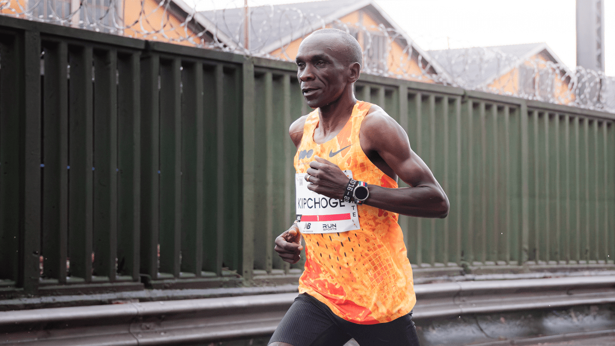 Dez anos após ouro, Kipchoge volta ao Brasil com o WATCH GT Runner 2