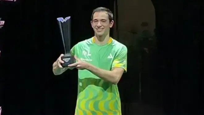 Hugo Calderano é campeão do WTT em São José