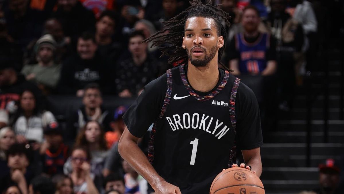 Los Angeles Lakers fecham elenco com contratação de Ziaire Williams