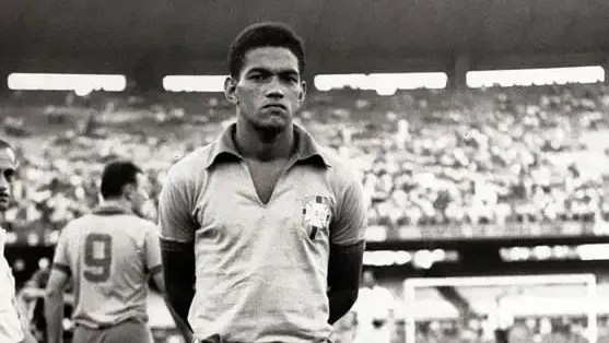 Obituário de Garrincha é publicado pelo NY Times 43 anos após a sua morte