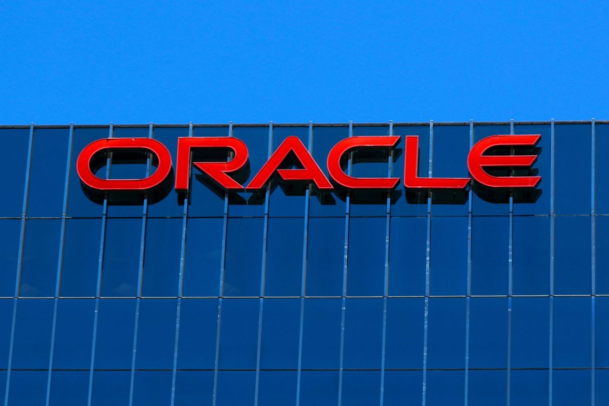Oracle fecha contrato de quase US$ 7 bi com Departamento de Guerra dos EUA