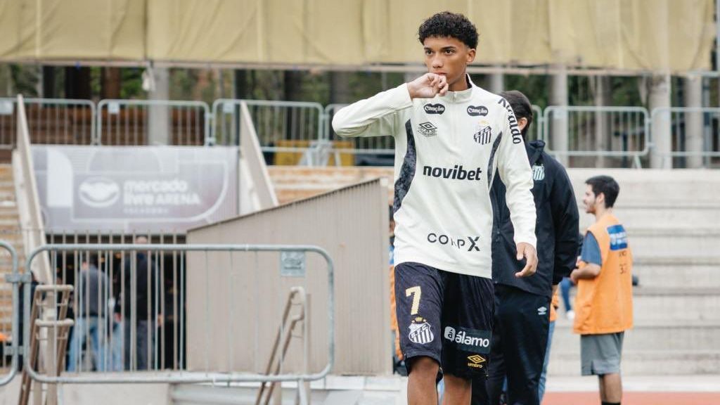 Robinho Jr muda de nome e marca pelo Santos em amistoso; veja
