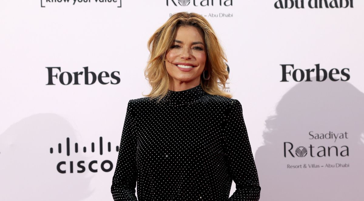 Shania Twain “culpa” Harry Styles por faltar ao casamento de Taylor Swift