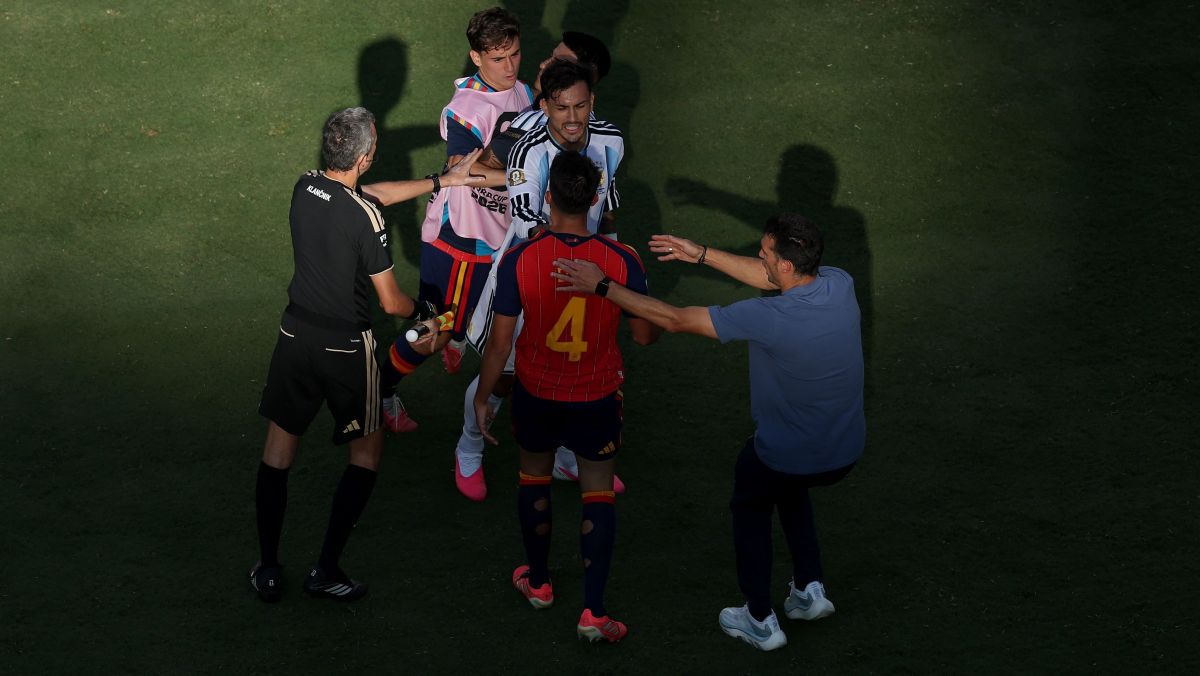 Técnico da Espanha detona atitude da Argentina após final da Copa