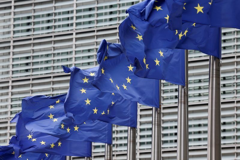 União Europeia recebe com cautela novas tarifas impostas pelos EUA