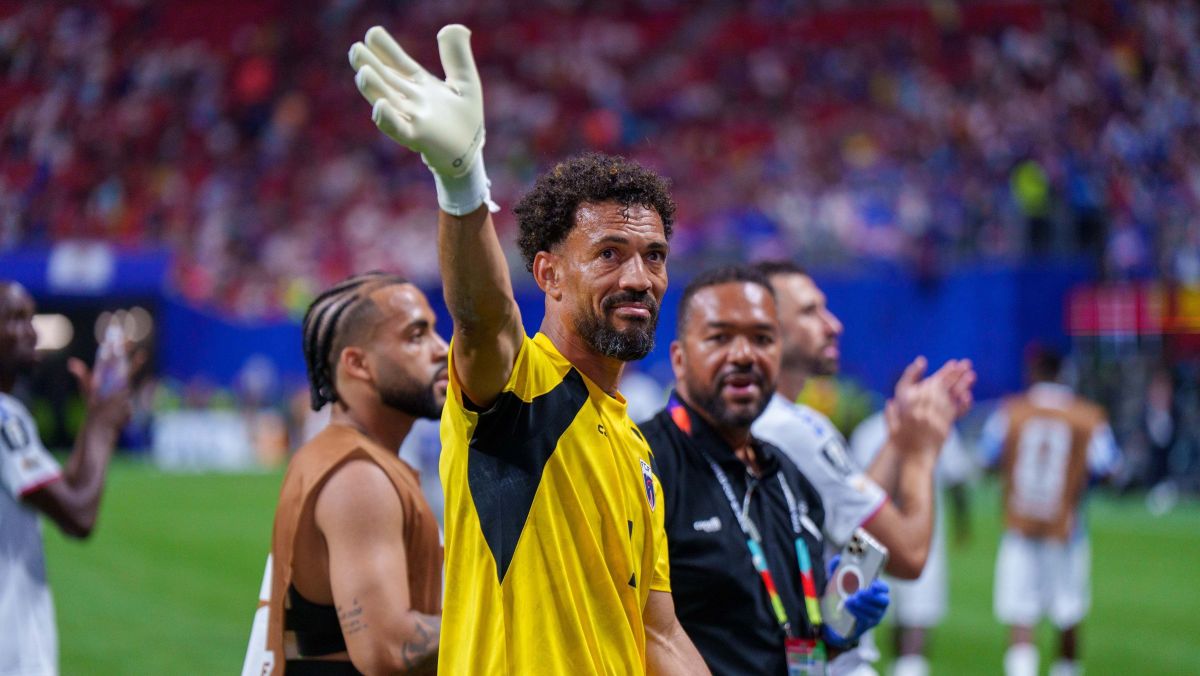 Vozinha agradece apoio dos brasileiros durante a Copa do Mundo