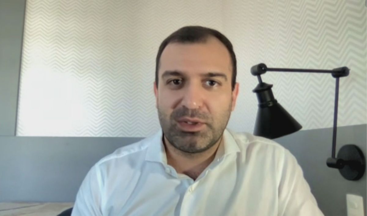 À CNN, presidente do Novo diz não temer cláusula de barreira