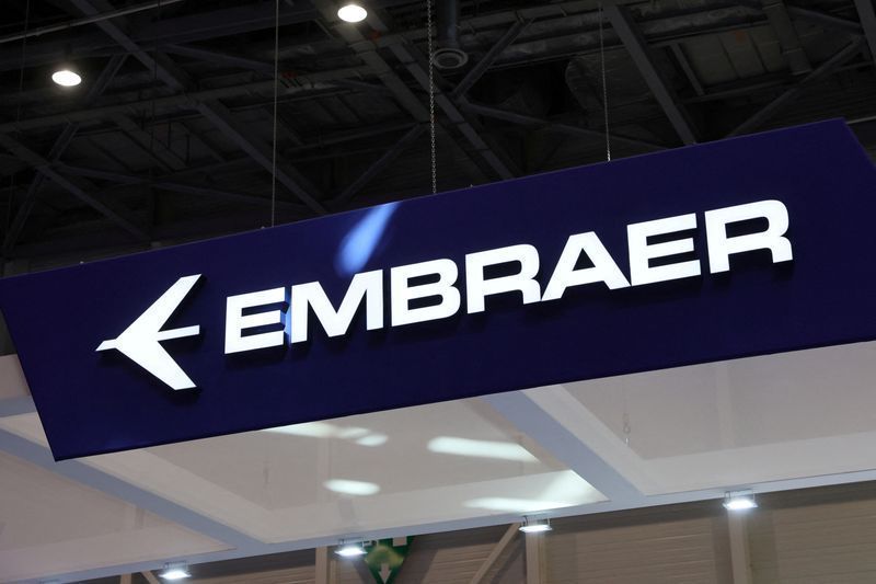 Ações da Embraer disparam após balanço e aumento de previsões