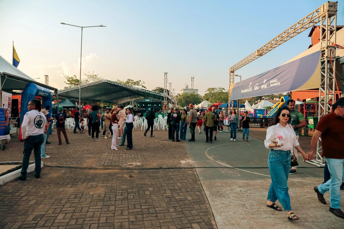 Agrotec se transforma em programa familiar e encanta visitantes em sua estreia