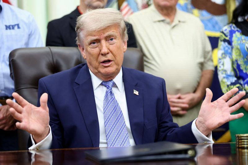 Análise: Coisas vão de mal a pior para Trump e sua base